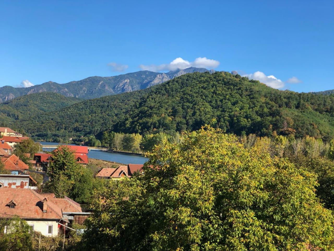 Apartament Belvedere Călimăneşti Exteriör bild